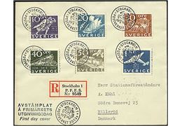 Komplet sæt Postvæsnet 300 år 2-sidet og 4-sidet takket på 3 anbefalede FDC breve/kort fra Stockholm d. 20.2.1936 til Hillerød, Danmark.
