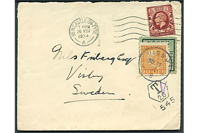 Engelsk 1½d George V på underfrankeret brev fra Newcastle d. 26.11.1934 til Visby, Sverige. Udtakseret i porto med grøn Lösen etiket og 20 öre Gustaf stemplet Visby d. 30.11.1934. Bagklap mgl.