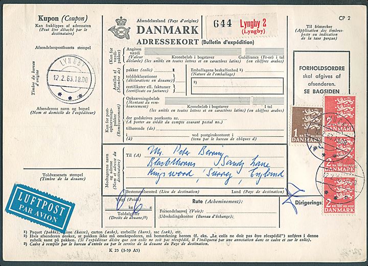 1 kr. og 2 kr. (3) Rigsvåben på 7 kr. frankeret internationalt adressekort for luftpostpakke fra Lyngby d. 12.2.1963 til Kingswood, England.