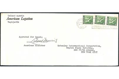 10 aur Sild (3) på fortrykt kuvert fra American Legation i Reykjavik sendt som kurerpost og stemplet Washington D.C. d. 10.4.1943 til New York, USA. Påskrevet: Approved for Pouch / American Minister og signatur.