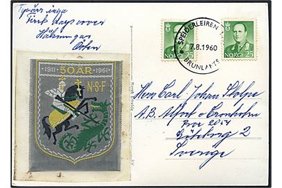25 øre Olav (2) på brevkort (N.S.F. Landsleir Brunlanes) annulleret med spejderstempel Speiderleiren 1960 Brunlanes d. 7.8.1960 til Göteborg, Sverige.