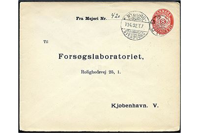 8 øre helsagskuvert annulleret med stjernestempel GUDME og sidestemplet bureau Nyborg - Svendborg T.7 d. 19.4.1902 til Kjøbenhavn.