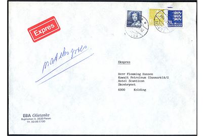 3,80 kr. Margrethe, 10 kr. og 20 øre Rigsvåben på ekspresbrev påskrevet Natekspres fra Farum d. 29.1.1987 til Kolding.
