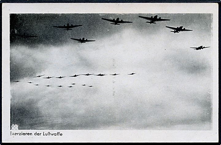 Junkers Ju 52 transportmaskiner fra Luftwaffe i formation. Anvendt som ufrankeret feltpost fra Berlin d. 17.8.1943.
