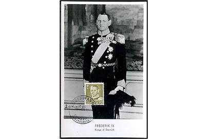 Frederik IX. Konge af Danmark. Maxi kort. Fotograf Lindeqvist. Stenders no. 6729. 