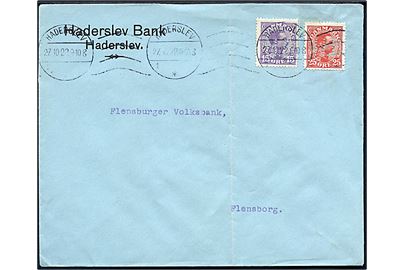 15 øre og 25 øre Chr. X med perfin H.B. på fortrykt kuvert fra Haderslev Bank stemplet Haderslev d. 27.10.1922 til Flensburg, Tyskland. Fold.