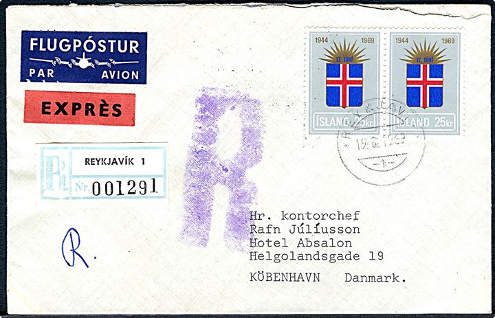 25 kr. Selvstændighed i parstykke på anbefalet luftpost ekspresbrev fra Reykjavik d. 19.8.1969 til København, Danmark.
