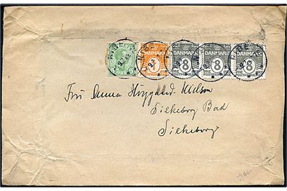 1 øre og 8 øre (3) Bølgelinie, samt 5 øre Chr. X helsagsafklip, på brev fra Nibe d. 4.9.1922 til Silkeborg Bad.