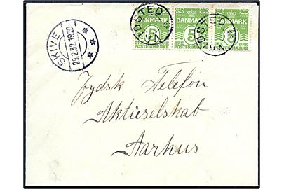 5 øre Bølgelinie i 3-stribe på brev annulleret med udslebet stjernestempel VRIDSTED og sidestemplet Skive d. 29.2.1932 (Skuddag) til Aarhus.