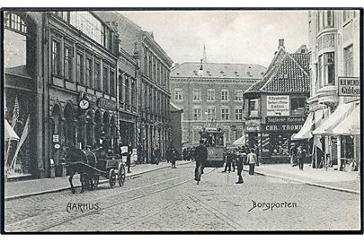 Aarhus, Borgporten. Med sporvogn no. 10. Stenders no. 5639. 