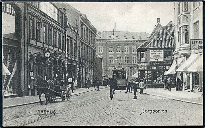 Aarhus, Borgporten. Med sporvogn no. 10. Stenders no. 5639. 