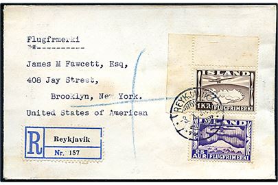 1 eyr Chr. X (3), 25 aur og 1 kr. Luftpost på for- og bagside af anbefalet brev fra Reykjavik d. 3.10.1935 via New York til Brooklyn, USA.