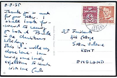 5 øre Bølgelinie og 30 øre Fr. IX på brevkort (Egeskov Slot) annulleret med vanskeligt bureaustempel Nyborg - Fåborg T.161 d. 8.8.1958 til England. 