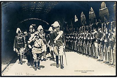 Købh., Den italienske konge Vittorio Emanuele III modtages på Københavns Hovedbanegaard af Chr. X ved statsbesøget d. 21.-23.6.1922. I. Chr. Olsen u/no.