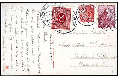 5 øre Thorvaldsen og 15 øre Karavel på underfrankeret brevkort fra Svaneke d. 23.8.1939 til poste restante i Nove Mesto nad Metuji, Böhmen-Mähren. Påsat Tjekkisk 50 h. portomærke stemplet d. 26.8.1939.