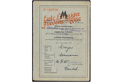 Officiel identitetspapir for Erste Leipziger Friedens Messe i maj 1946. Flere stempler.