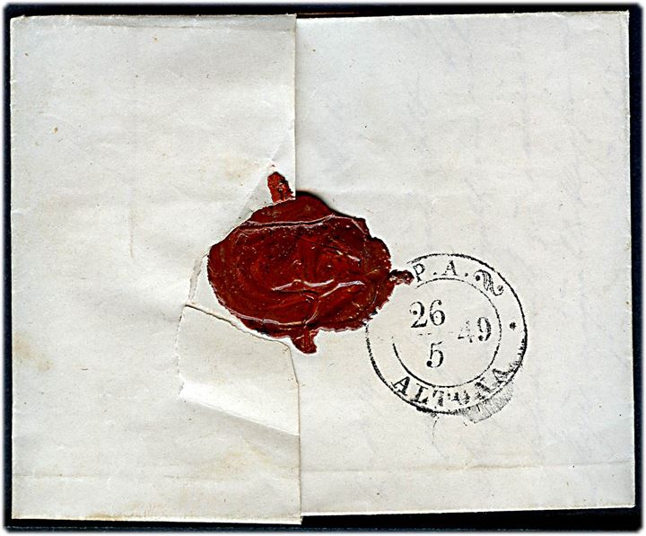 1849. Francobrev med fuldt indhold påskrevet Frei fra Hamburg med antiqua P.A. Altona d. 26.5.1849 til Segeberg. Påskrevet 2 med blåkridt.