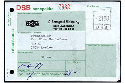 2100 øre DSB frankeringsstempel på adressekort for banepakke fra Aabenraa d. 1.6.1979 til Roslev.