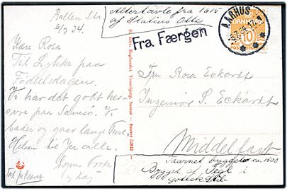 10 øre Bølgelinie på brevkort (Tranebjerg Kirke, Samsø) dateret Ballen og annulleret Aarhus d. 6.7.1934 og sidestemplet Fra Færgen til Middelfart.