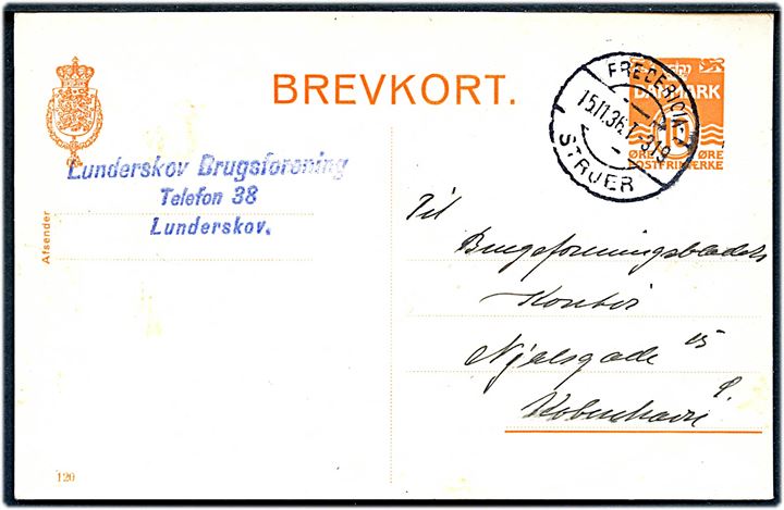 10 øre helsagsbrevkort (fabr. 120) fra Lunderskov annulleret med bureaustempel Fredericia - Struer T.319 d. 15.11.1936 til København.
