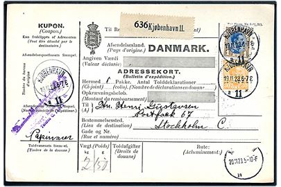 30 øre og 1 kr. Chr. X på internationalt adressekort for pakke fra Kjøbenhavn d. 19-11-1923 til Stockholm, Sverige.