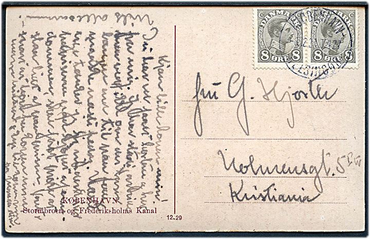 8 øre Chr. X i parstykke på brevkort (Købh., Stormbroen med sporvogn) annulleret med bureaustempel Kjøbenhavn - Helsingør T.427 d. 6.12.1921 til Kristiania, Norge.
