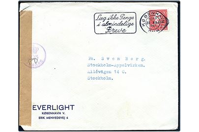 20 øre Chr. X på brev fra København d. 28.5.1945 til Stockholm, Sverige. Åbnet af dansk efterkrigscensur med neutral brun banderole stemplet (krone)/305/Danmark med signatur.