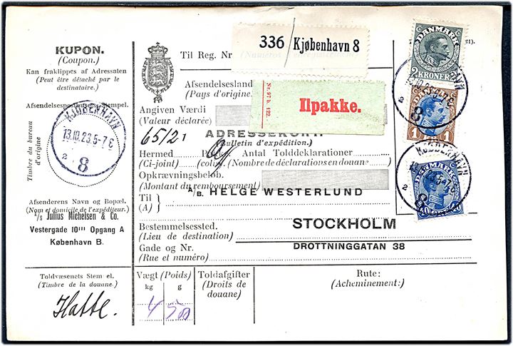 40 øre, 1 kr. og 2 kr. Chr. X på 340 øre frankeret internationalt adressekort for ilpakke fra Kjøbenhavn 8 d. 13.10.1923 til Stockholm, Sverige.