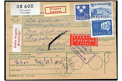 50 öre Nobel, 3 kr. Tre Kroner og 5 kr. Slot på adressekort for eksprespakke fra Östersund d. 4.6.1965 til Karlstad.