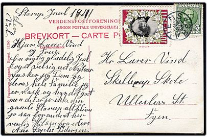 5 øre Fr. VIII og Julemærke 1911 på brevkort dateret julen 1911 og annulleret med stjernestempel GRAVENS til Ullerslev. Enestående efteranvendelse af sjældent stjernestempel. Stjernestemplet GRAVENS blev bestilt i 1903 og kendes ikke anvendt med brugsdato - blot på AFA 52 (5 øre Chr. IX udg. ca. 1905-06). I 1908 fik Gravens et brotypestempel, men har øjensynlig genfundet det gamle stjernestempel i juleperioden 1911. Brugsforsendelse fra nyopdaget familiekorrespondance.