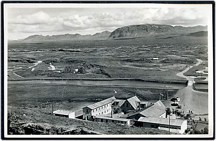 15 aur Luftpost og 60 aur UPU på brevkort (Thingvellir) fra Reykjavik d. 16.9.1955 til København, Danmark.