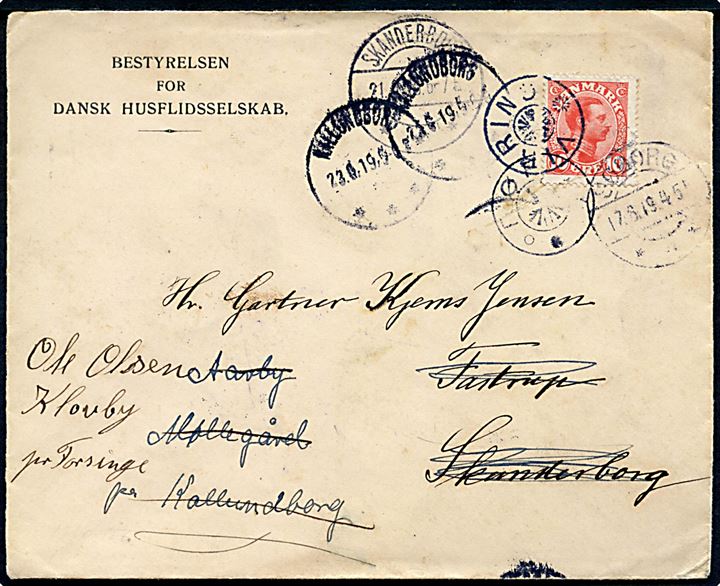 10 øre Chr. X på brev fra Søborg d. 17.6.1919 til Fastrup pr. Skanderborg - eftersendt med stjernestempel VIRRING og sidestempel Skanderborg d. 21.6.1919 til Aarby pr. Kalundborg - eftersendt igen med stjernestempel RØRBY og sidestempel Kalundborg d. 23.6.1919 til Klovby pr. Forsinge.