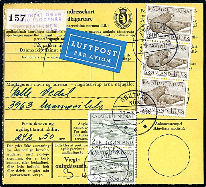 2 kr. Narhval (par) og 10 kr. Hvalrosser (3-stribe) på Postopkrævnings-adressekort for luftpostpakke fra Godthåb d. 23.6.1976 til Marmorilik.