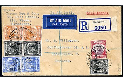 1 c. (3), 4 c. (2), 12 c (2) og 25 c. George VI på 50 c. frankeret anbefalet luftpostbrev fra Singapore d. 15.5.1939 til København, Danmark.