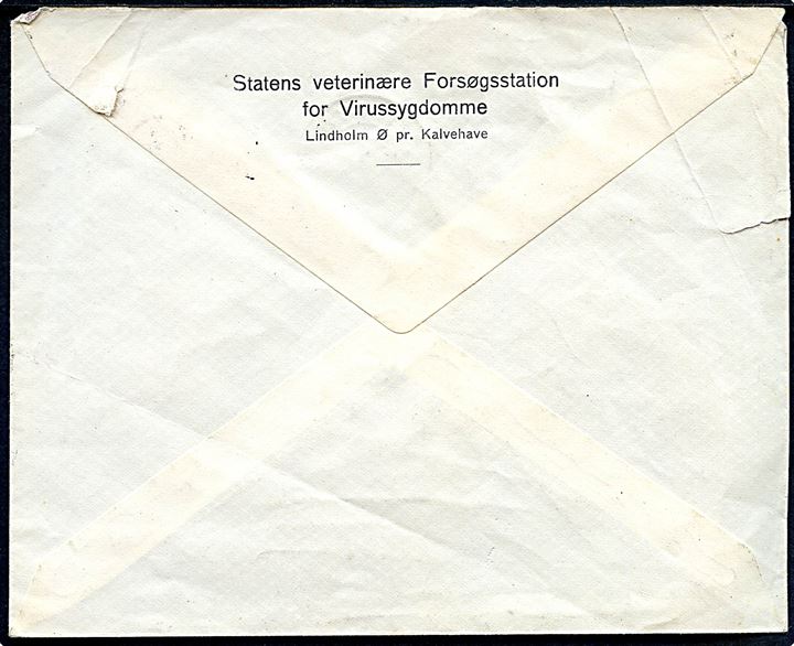 20 øre Karavel på fortrykt kuvert fra Statens veterinære Forsøgsstation for Virussygdomme annulleret med udslebet stjernestempel LINDHOLM Ø og sidestemplet Kalvehave d. 13.6.1941 til København.