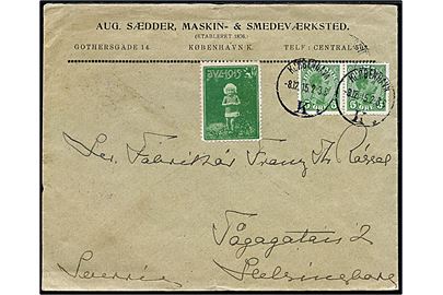 5 øre Chr. X i parstykke og Julemærke 1915 på brev fra Kjøbenhavn d. 8.12.1915 til Helsingborg, Sverige.