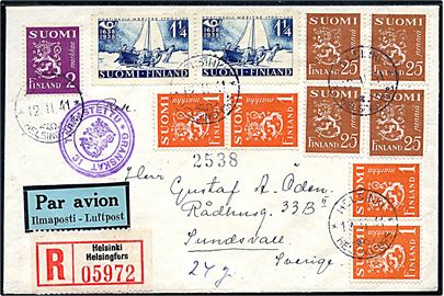 25 pen. (4), 1 mk. (4) 2 mk. Løve og 1,1/4 mk. Postjubilæum (2) på anbefalet luftpostbrev fra Helsingfors d. 12.2.1941 til Sundsvall, Sverige. Finsk censur.
