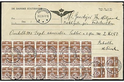 10 øre Bølgelinie (28) på De danske Statsbaner formular anvendt som kvittering for omdeling af 140 stk. adresseløse sedler annulleret med brotype IIIc Fasterholt d. 28.2.1939. Lodret fold.