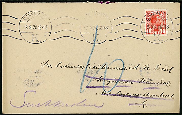 10 øre Chr. X single på underfrankeret brev fra København d. 2.9.1920 til Premierlieutnant A. H. Vedel på krydseren Heimdal via Brevpostkontoret i København - eftersendt til skibets station i Snekkersten og udtakseret i 10 øre porto.