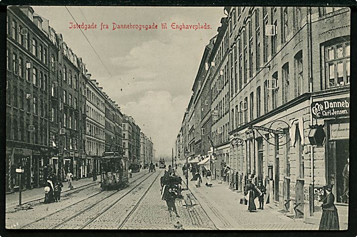 Istedgade 63 hj. Dannebrogsgade med Café Dannebrog og sporvogn linie 6 vogn 167. No. 2920. Kvalitet 9