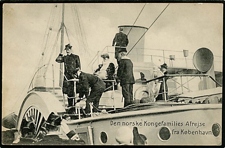 Norge. Kongefamilien ombord på “Dannebrog” ved afrejse fra København 23.11.1905. Stenders no. 4676. Kvalitet 7