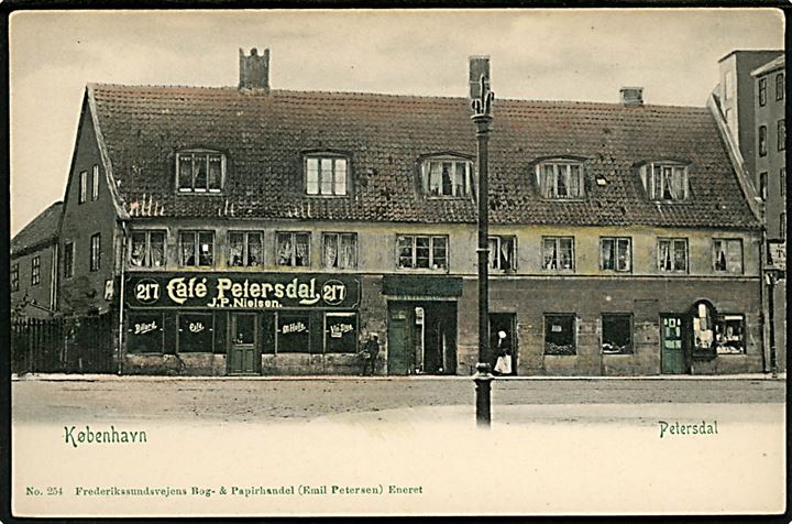 Nørrebrogade 214 “Café Petersdal” ved J. P. Nielsen. E. Petersen no. 254. Kvalitet 8
