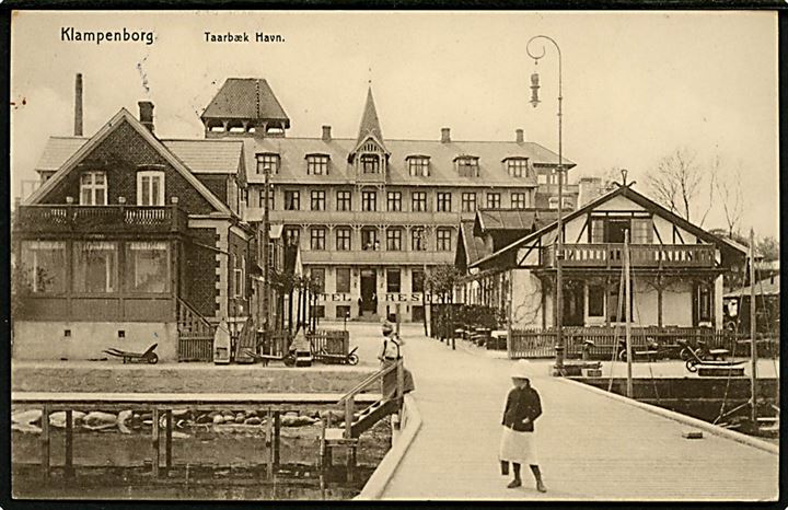 Taarbæk, havn og badehotel. H. Chr. Petersen no. 101. Kvalitet 8