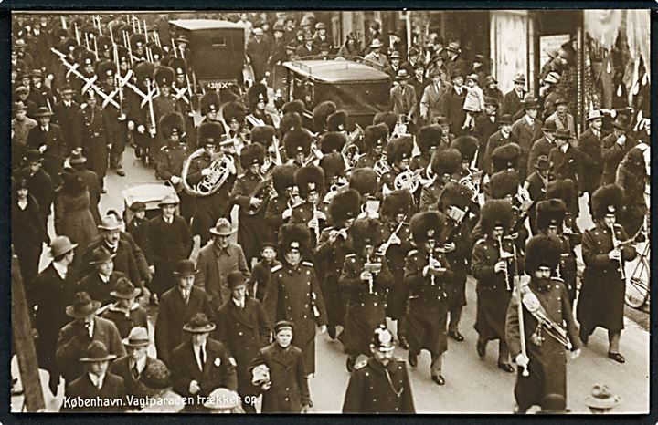 Militær. Livgardens vagtparade i København. A. Vincent no. 187. Kvalitet 9