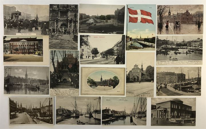 København K.: Børsen, Christiansborg, Thorvaldsens Museum, Holmens kirke og Frederiksholms Kanal. Flere skibe og sporvogne. 204 kort. 