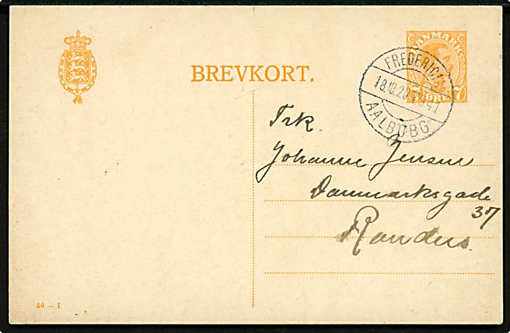 7 øre Chr. X helsagsbrevkort (fabr. 50-I) fra Hadsten annulleret med fejlgraveret bureaustempel Fredericia - Aalbobg T. 941 d. 18.10.1920 til Randers. Tidligst reg. brugsdato jf. Hovard.