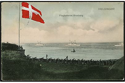 Helsingør, orlogsskibe passerer flagbatteriet på Kronborg. O. Schmidt no. 3983.