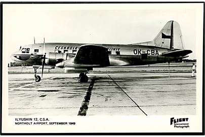 Ilyushin 12 OK-CBA fra det tjekkiske luftfartsselskab i Northolt 1949.  Flight International u/no.