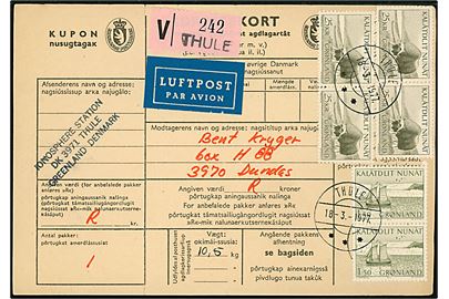 1,50 kr. Postbefordring (par) og 25 kr. Moskusokse (4) på 103 kr. frankeret adressekort for anbefalet indenrigs luftpostpakke fra Ionosphere station i Thule d. 18.3.1977 til Dundas.