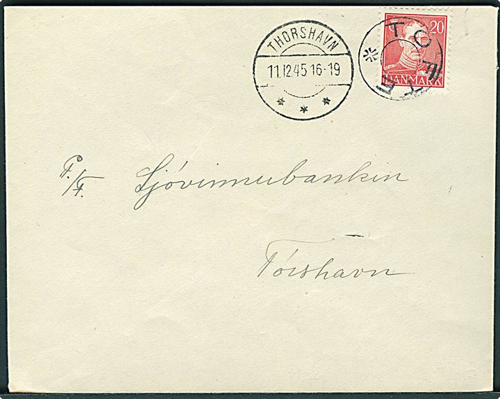 20 øre Chr. X på brev annulleret med udslebet stjernestempel TOFTE og sidestemplet Thorshavn d. 11.12.1945 til Thorshavn.